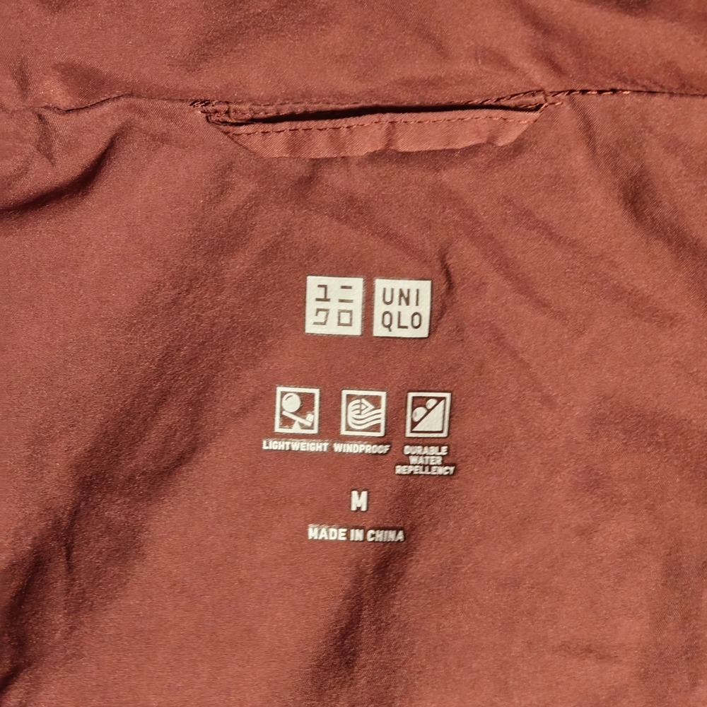 Uniqlo Seamless Down Parka Burgundy Wine Puffer Coat Hooded Jacket Womens Medium - Picture 2 of 6